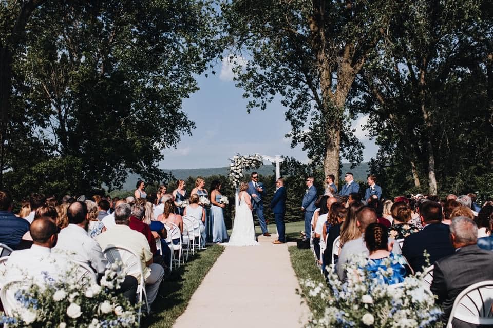 It was an honor to host this amazing couples wedding!
